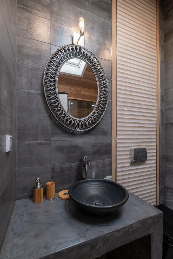 2-Bedroom Elegant Apartment In Mediterranean Style София Екстериор снимка