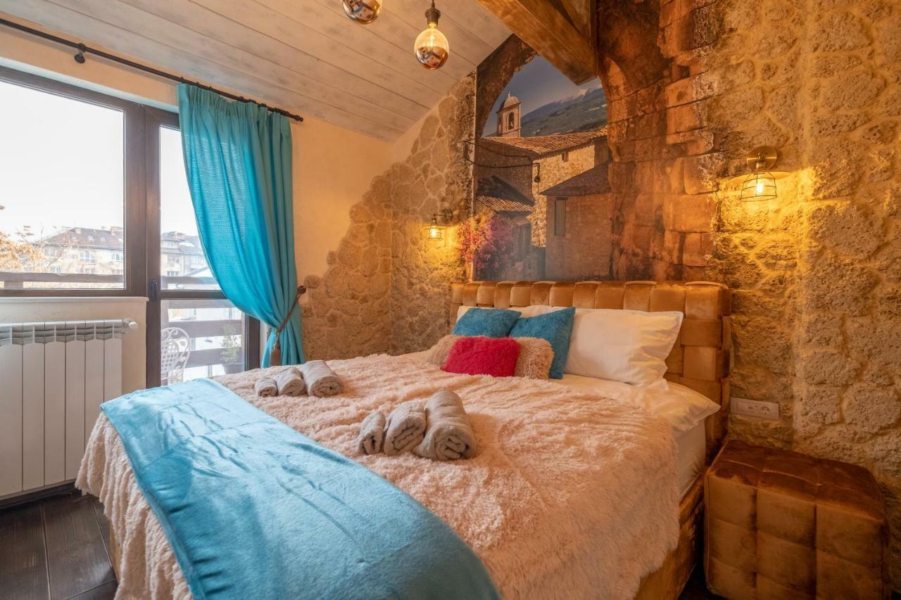 2-Bedroom Elegant Apartment In Mediterranean Style София Екстериор снимка